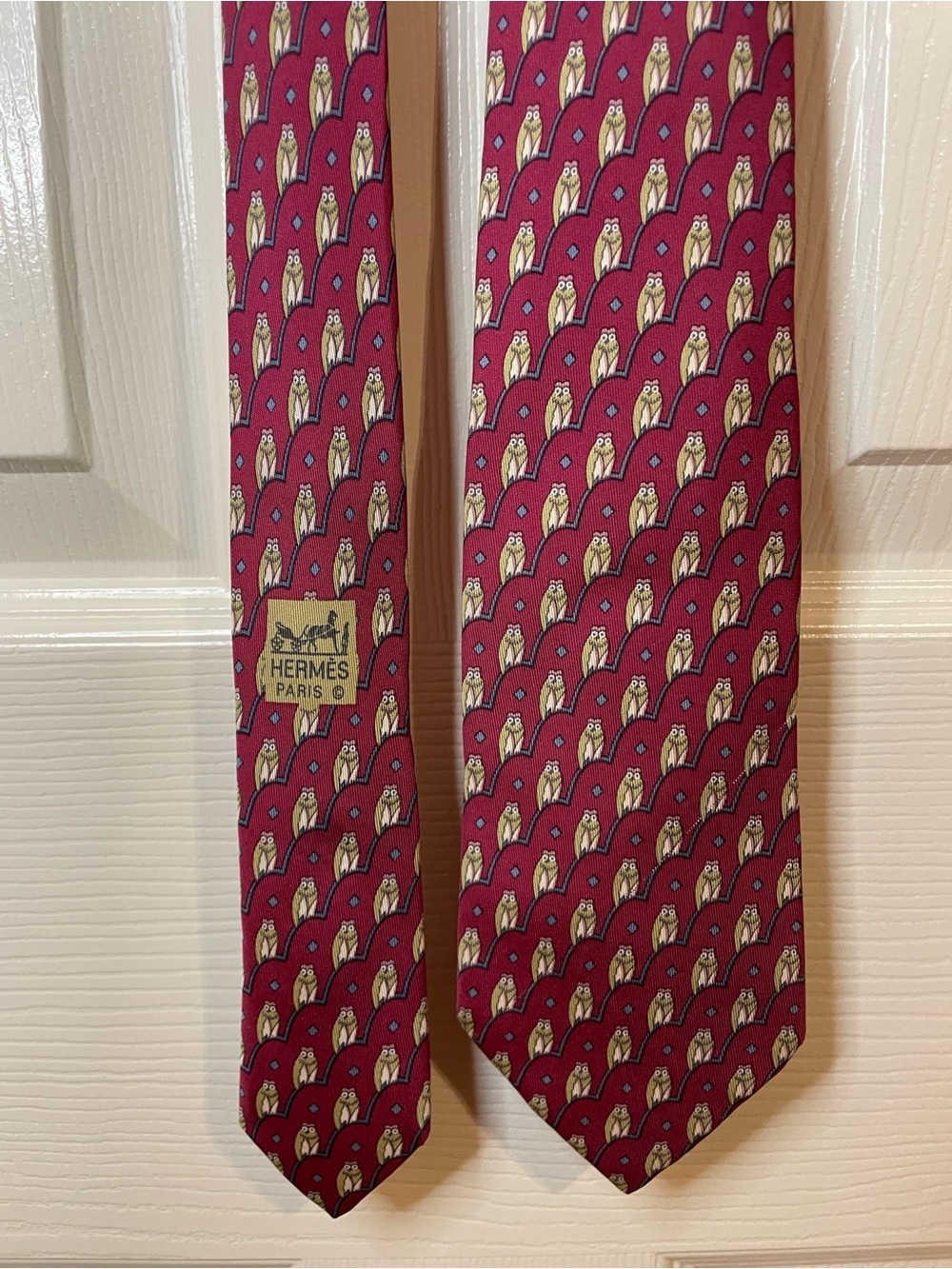 Hermes Paris Vintage 90s Limited Edition 100% Silk Pink Owl Neck Tie *Rare* - Picture 8 of 13